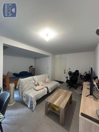  Appartement à louer 1 pièce 35 m²
