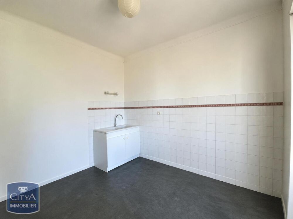 location Appartement - 3 pièce(s) - 45 m² Carpentras (84200)