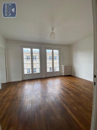  Appartement à louer 3 pièces 62 m²