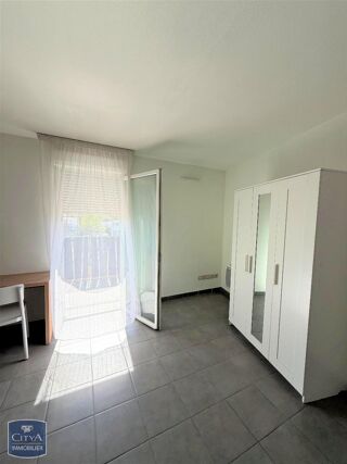 Appartement à louer 1 pièce 30 m²