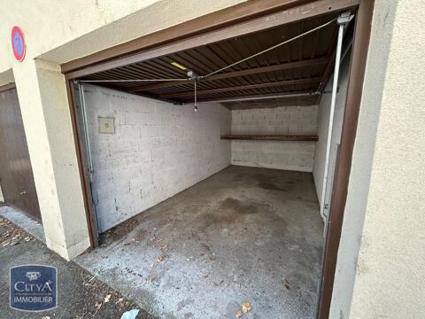  Parking / Garage � louer 