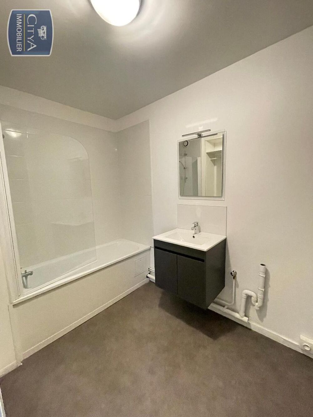 location Appartement - 1 pièce(s) - 43 m² Lille (59000)