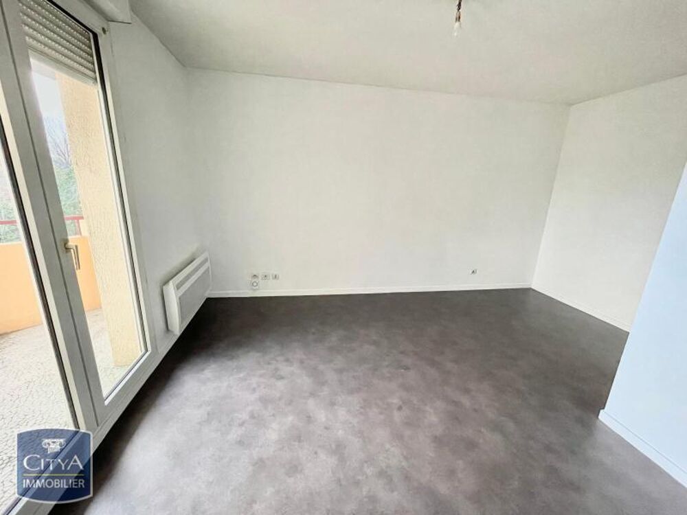 Haut de Lons - À LOUER : Appartement T1 situé à Lons, da....