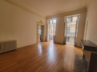  Appartement à vendre 5 pièces 152 m²