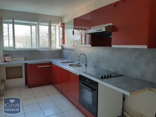  Appartement à louer 3 pièces 73 m²