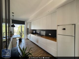  Appartement à louer 3 pièces 100 m²