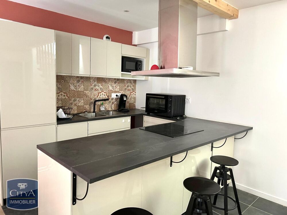 À LOUER ! Découvrez cet appartement T3 meublé avec goût,....