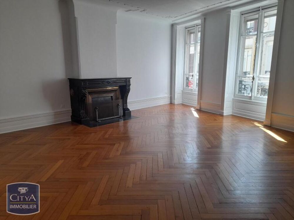 location Appartement - 5 pièce(s) - 132 m² Roanne (42300)