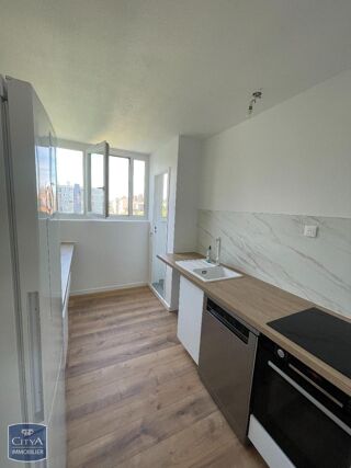 Appartement à louer 2 pièces 45 m²