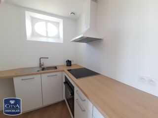  Appartement à louer 3 pièces 65 m²