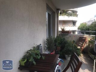 location Appartement - 3 pièce(s) - 70 m² Lyon 3