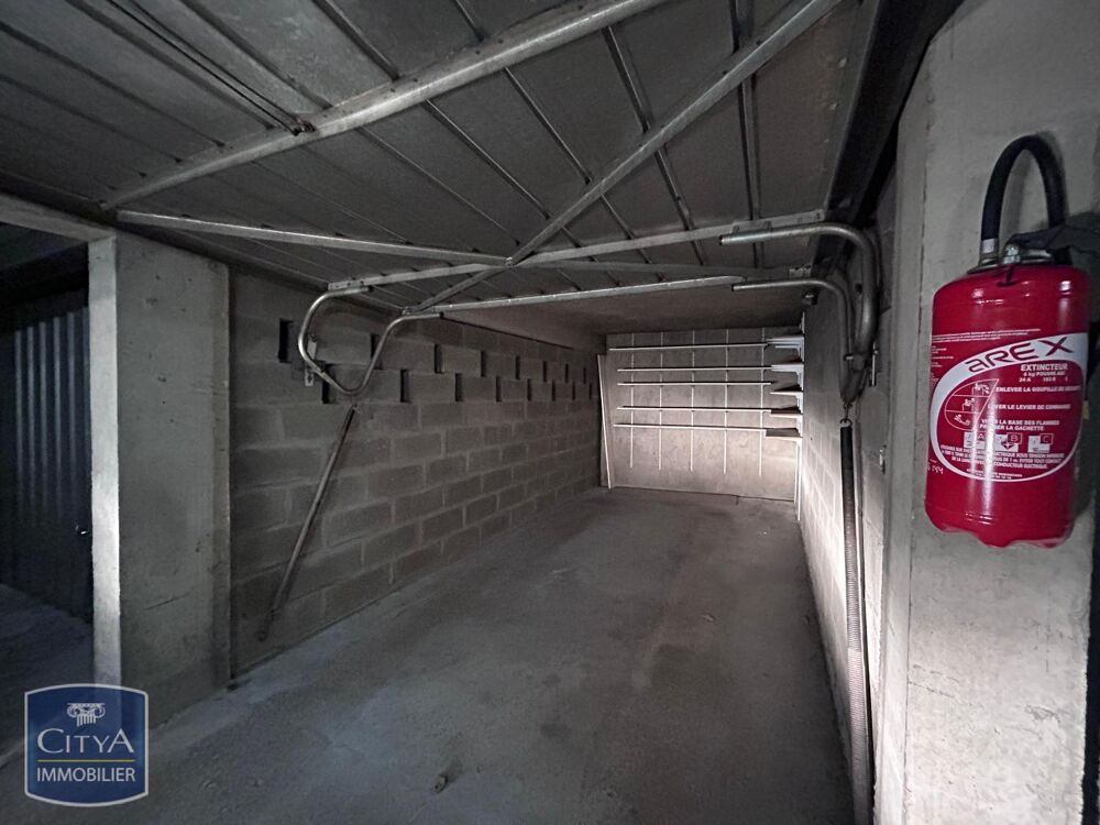 location Parking / Garage Angers (49100)