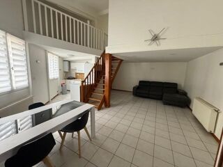  Appartement à louer 3 pièces 64 m²