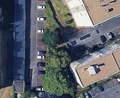  Parking / Garage � louer 