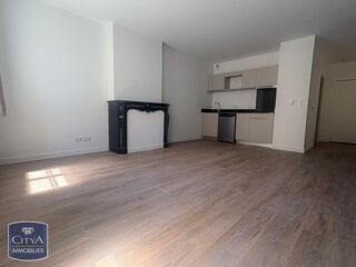  Appartement à louer 1 pièce 32 m²