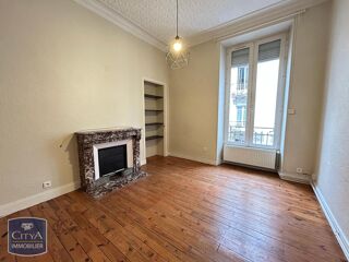  Appartement à louer 2 pièces 50 m²