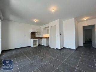  Appartement à louer 3 pièces 61 m²
