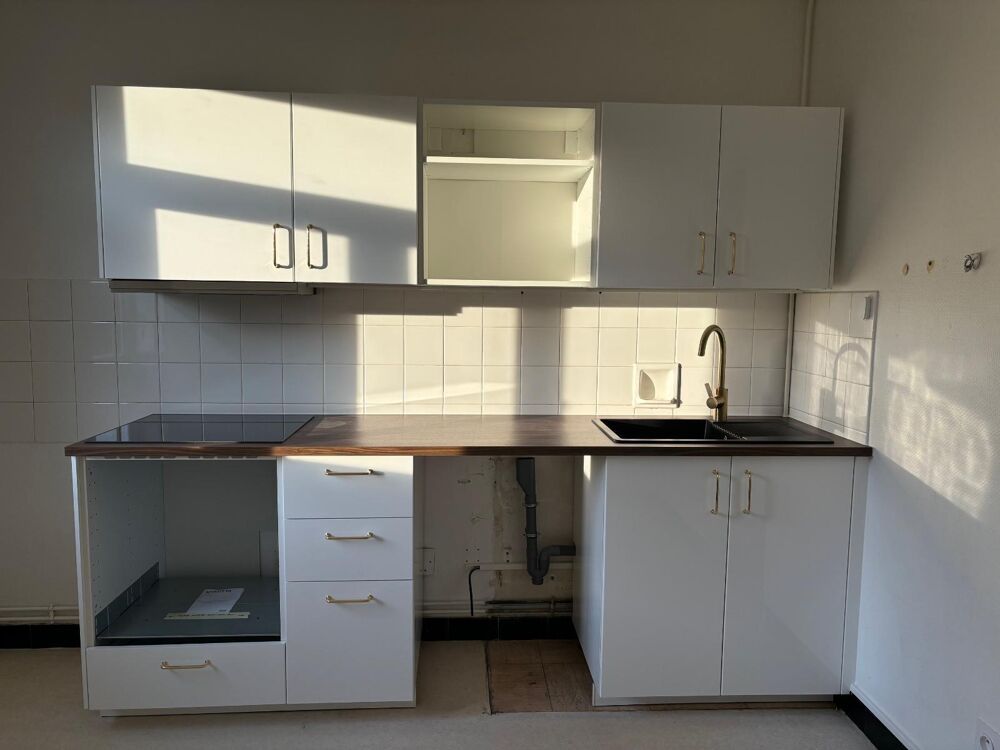 location Appartement - 2 pièce(s) - 61 m² Tours (37000)