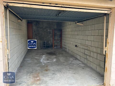  Parking / Garage  louer 