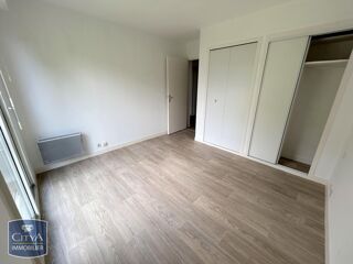  Appartement à louer 2 pièces 61 m²