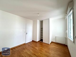  Appartement à louer 2 pièces 61 m²