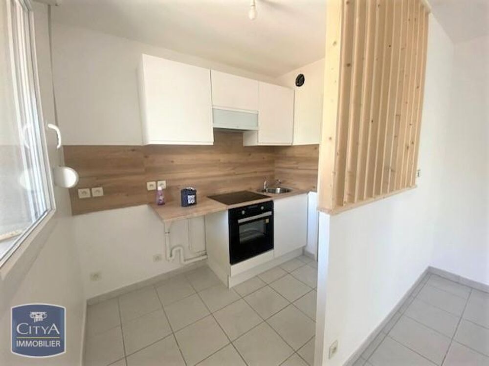 EXCLUSIVITÉ - ENTIEREMENT RENOVE - PROCHE CENTRE VILLE E....
