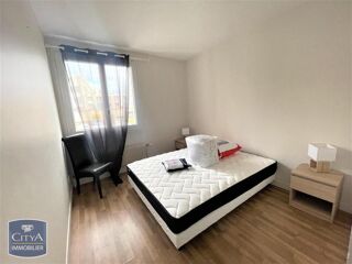  Appartement à louer 4 pièces 95 m²