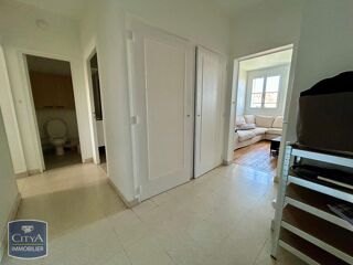  Appartement à louer 4 pièces 102 m²