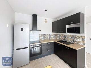  Appartement à louer 3 pièces 56 m²