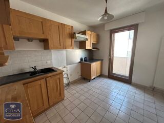  Appartement à louer 3 pièces 70 m²
