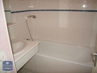  Appartement à louer 2 pièces 50 m²