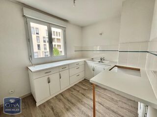  Appartement à louer 3 pièces 65 m²