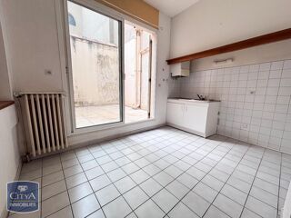  Appartement à louer 4 pièces 84 m²