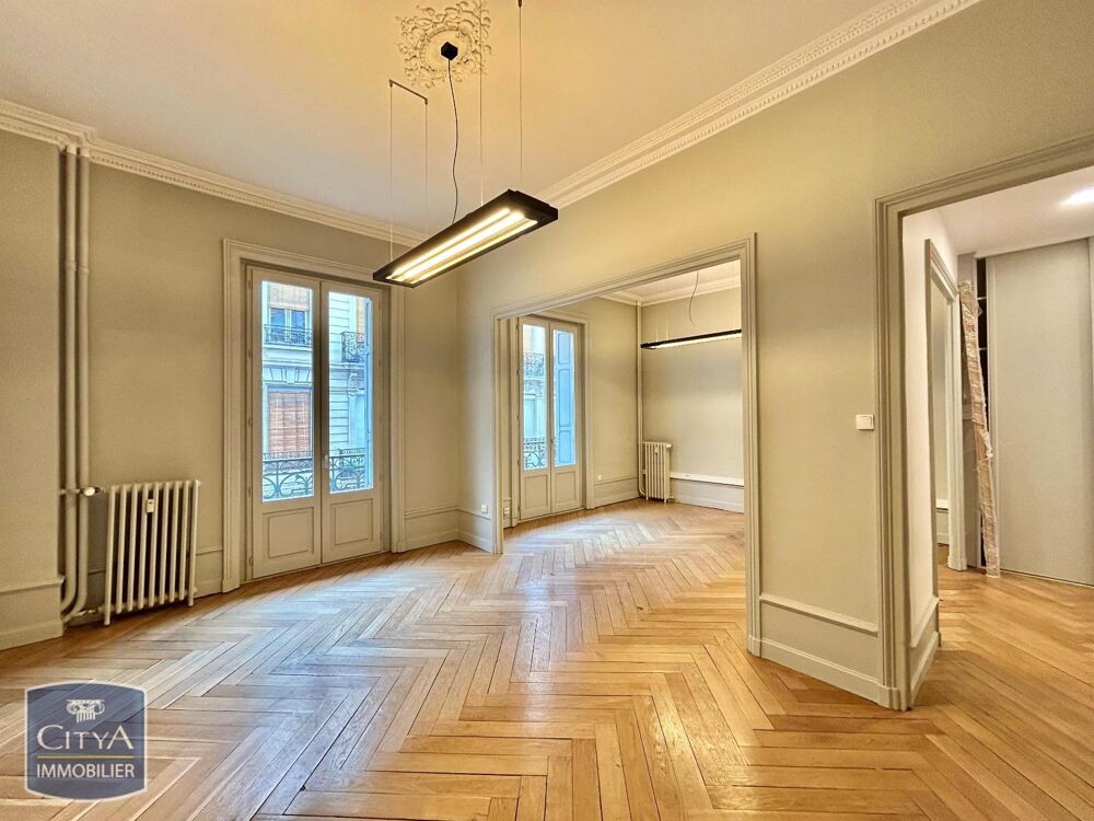 À LOUER : Appartement T4 à Saint-Étienne, 42000. Découvr....