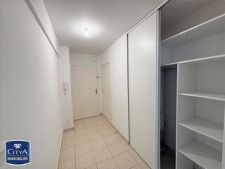  Appartement à louer 3 pièces 67 m²