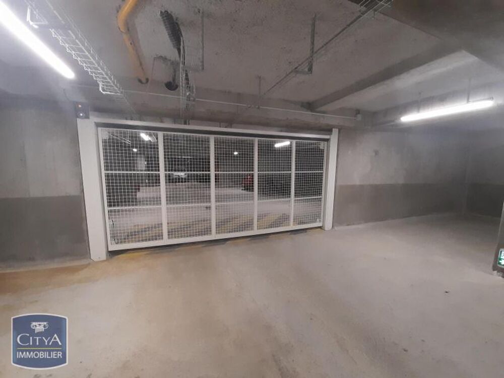 location Parking / Garage Orvault (44700)