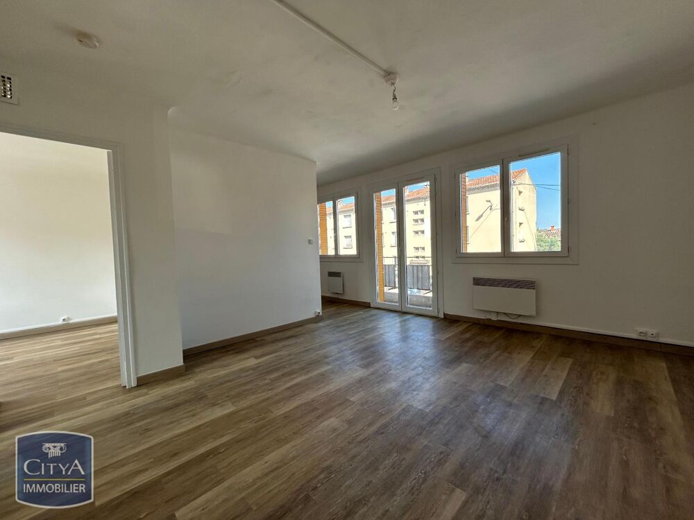 À LOUER : Appartement T3 situé à Carpentras. Ce bien imm....