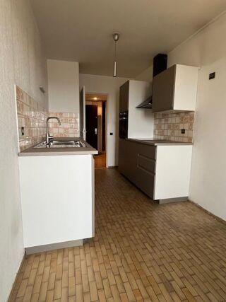  Appartement � louer 2 pi�ces 81 m�