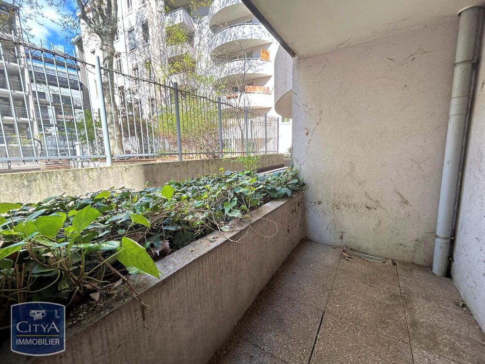 location Appartement - 1 pièce(s) - 29 m² Lyon 7