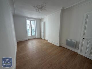  Appartement à louer 3 pièces 98 m²