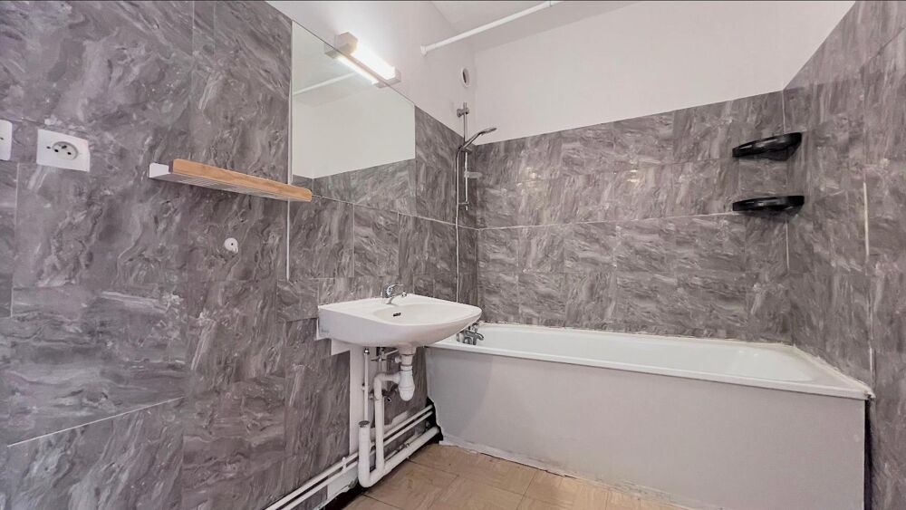 vente Appartement - 3 pièce(s) - 68 m² Décines-Charpieu (69150)