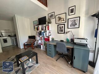  Appartement à louer 2 pièces 33 m²