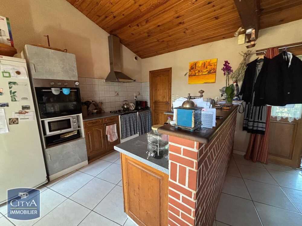 À LOUER : Maison T4 située à Lombers, dans le départemen....
