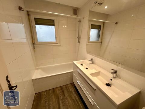  Appartement  louer 3 pices 83 m