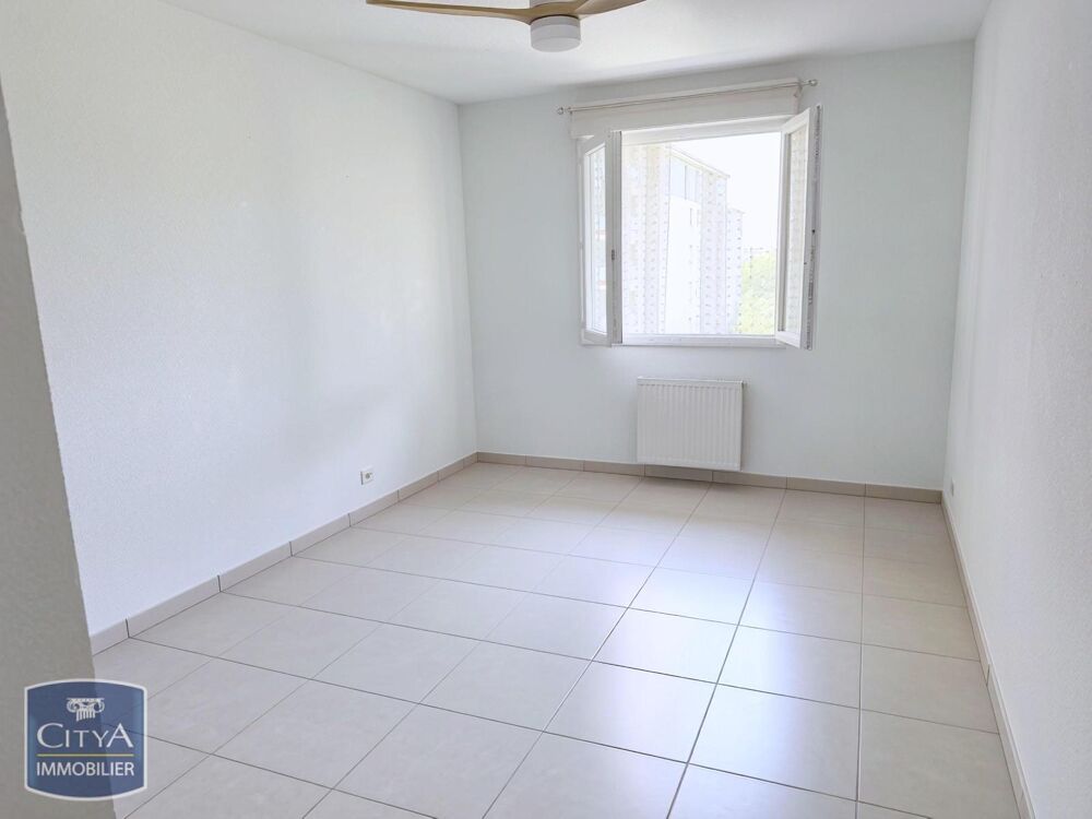 location Appartement - 3 pièce(s) - 75 m² Saint-Raphaël (83700)