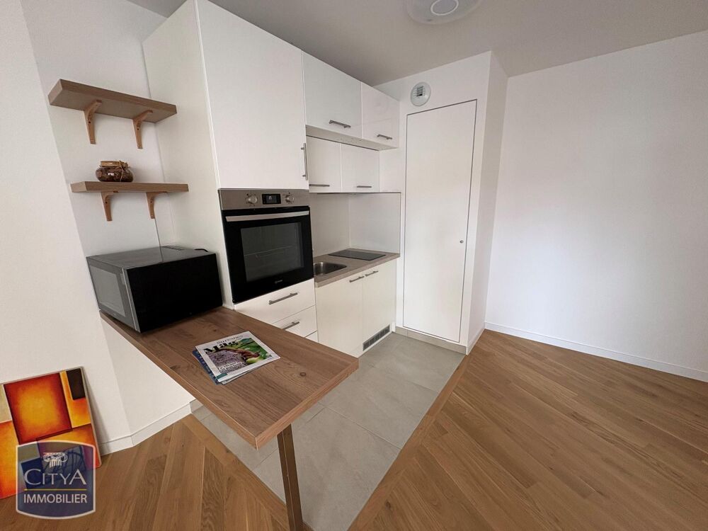 location Appartement - 1 pièce(s) - 33 m² Suresnes (92150)