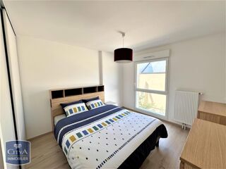  Appartement à louer 3 pièces 64 m²
