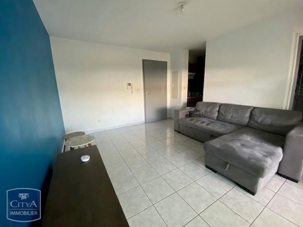 location Appartement - 2 pièce(s) - 37 m² Saint-Pierre (97410)