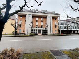  Appartement � louer 5 pi�ces 120 m�