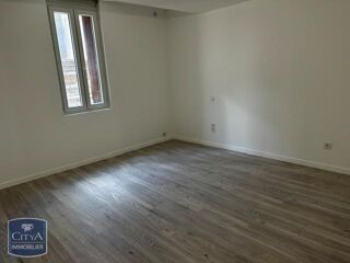  Appartement à louer 2 pièces 43 m²